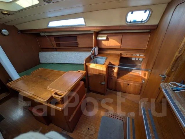 Beneteau First 375. ����� 11,3��., 1990 ���. ��� ����� �� ������������ ����
