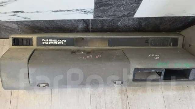 ������� Nissan Diesel CM87 D1595 ����