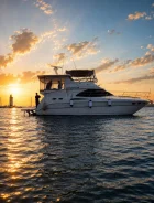 Searay. 2000 ���, ����� 14��., ��������� ������������, 700��.�., ������ ����