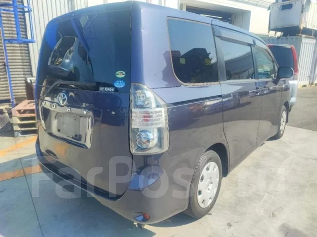 Toyota Voxy. ZRR70, 3ZR ����