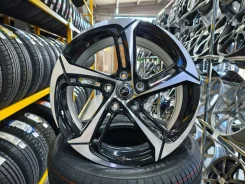 Performance Wheels. 7.5x17", 5x114.3, ET40, �� 67,1���. ����