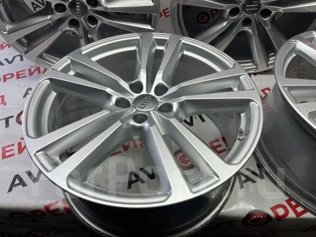 Audi. 9.0x20", 5x112, ET33, �� 66,1���. ����