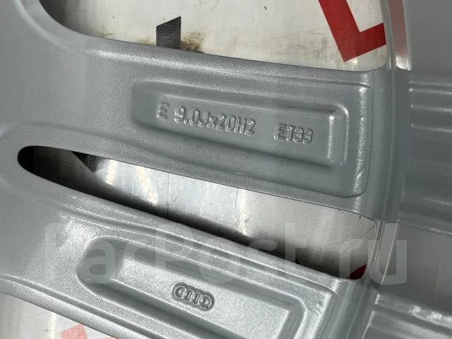 Audi. 9.0x20", 5x112, ET33, �� 66,1���. ����