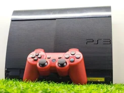 Sony PlayStation 3 Super Slim ����