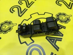 ���� ���������� ������������������ Toyota AQUA 2012 8482033260 NHP10 1Nzfxe, �������� ������ 8482033260 ����