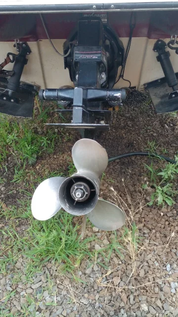 Maxum. 1993 ���, ����� 6,2��., ��������� ������������, 193��.�., ������ ����