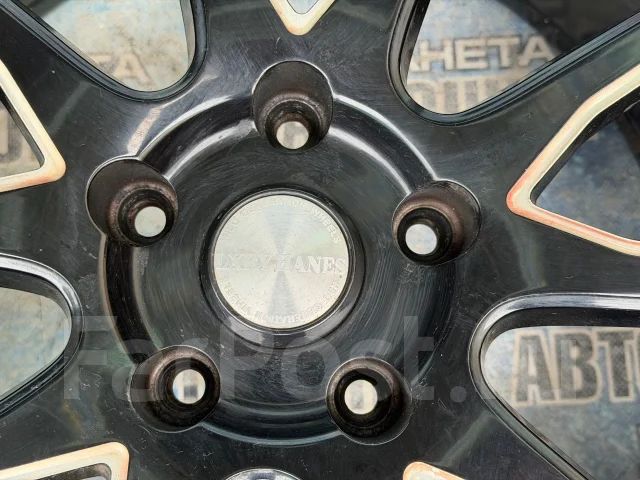 Treasure One Veneta. 7.0x17", 5x114.3, ET48, �� 71���. ����