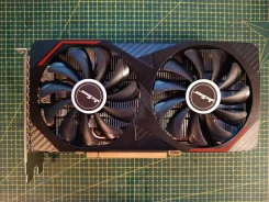 Radeon RX 6600 ����