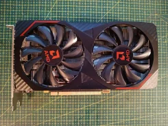 Radeon RX 6600 ����