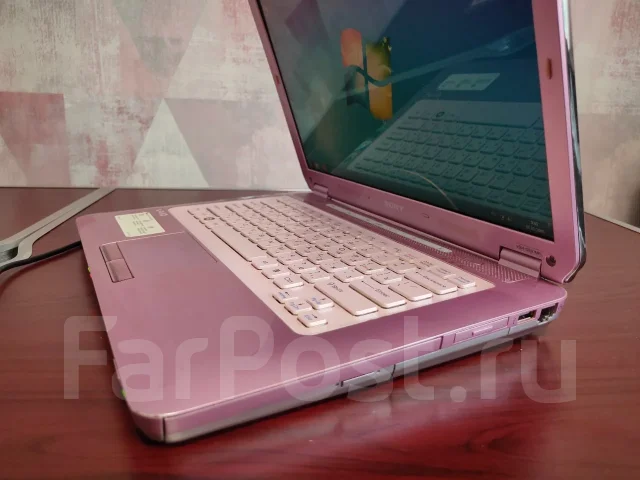 Sony VAIO VGN. 14.1", 2,2����, ��� 4 ��, ���� 128���, WiFi: 1, Bluetooth: 1, ����������� �� 1��. ����