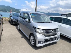 Honda N-WGN. ��� �������� ����