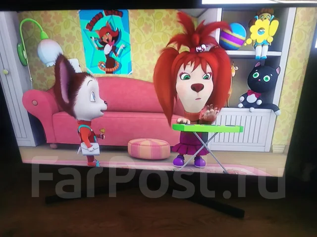 Samsung UE55RU7400. LED ����