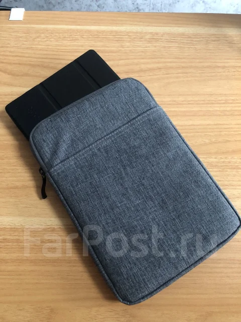 PocketBook 740 ����