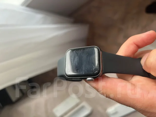 Apple Watch Series 4. GPS ����