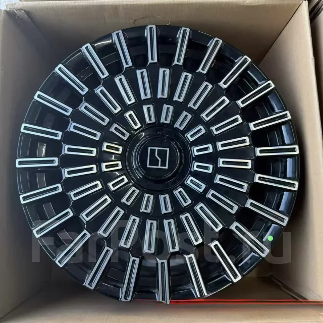 Zeekr. 9.5x22", 5x108, ET37.5. ��� ����� �� ������������ ����
