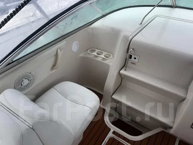 Searay. 2002 ���, ����� 7,6��., ��������� ������������, 300��.�., ������ ����