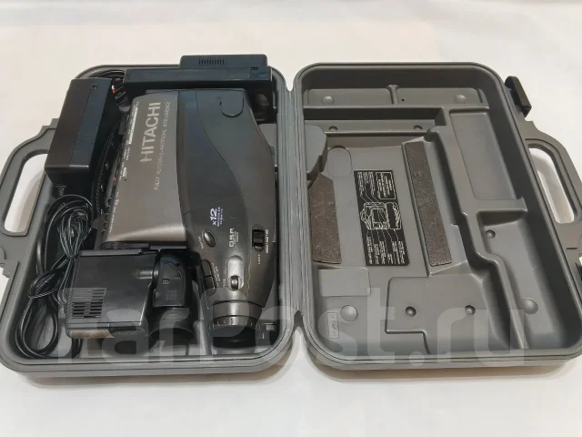 Hitachi VM-2780E ����