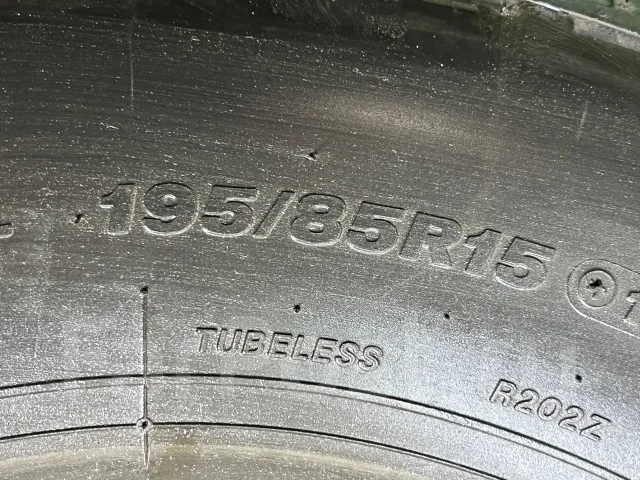 Bridgestone R202. ������, 2016 ���, �/�, ����� 5 % ����