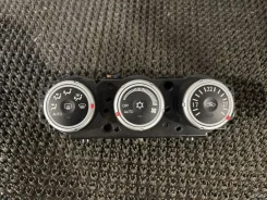 ���� ������� Mitsubishi Citroen Peugeot Mitsubishi 7820A115XB 7820A115XB ����
