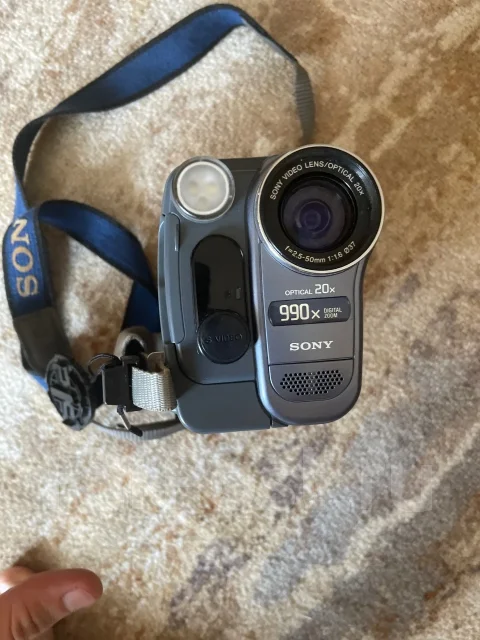 Sony. ����� 4-� ��, � ���������� ����
