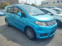 Honda Freed Spike. GB3, L15A ����