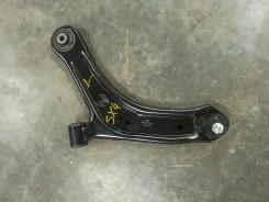����� ����� ���� ��� Suzuki Vitara 14-20/ SX4 13-20 YD21S, YE21S Dagger 4520261M00 ����