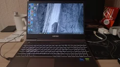 Hasee. 15.6", 4,4����, ��� 16 ��, ���� 512���, WiFi: 1, Bluetooth: 1, ����������� �� 3��. ����