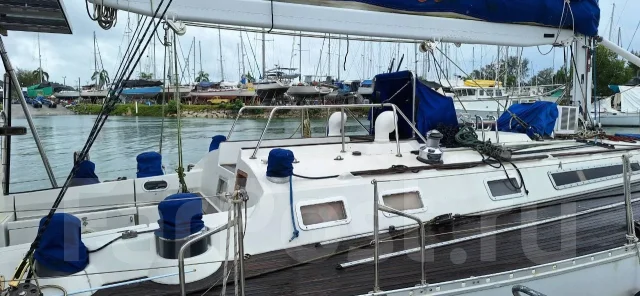Beneatue First 51. ����� 15,63��., 1987 ���. ��� ����� �� ������������ ����
