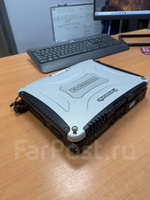 Panasonic Toughbook CF-19. 10.4", 2,7����, ��� 8 ��, ���� 512���, WiFi: 1, Bluetooth: 1, ����������� �� 8��. ����