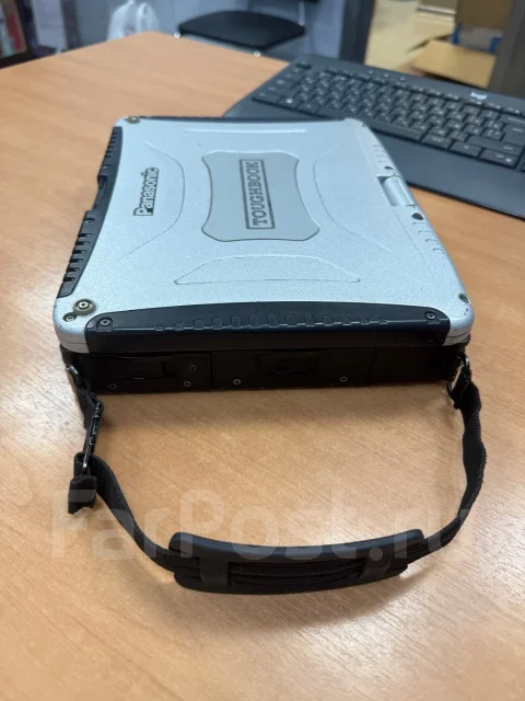 Panasonic Toughbook CF-19. 10.4", 2,7����, ��� 8 ��, ���� 512���, WiFi: 1, Bluetooth: 1, ����������� �� 8��. ����