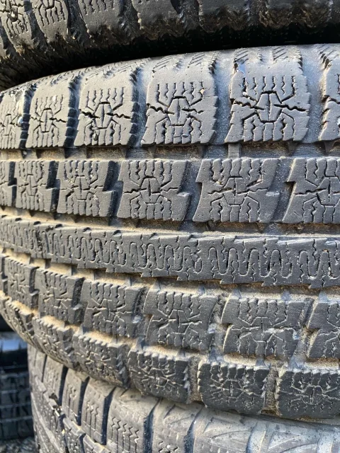Toyo Garit G4. ������, ��� �����, �/�, ����� 25 % ����