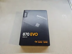 SSD 2,5 �����. 500���, ��������� SATA ����