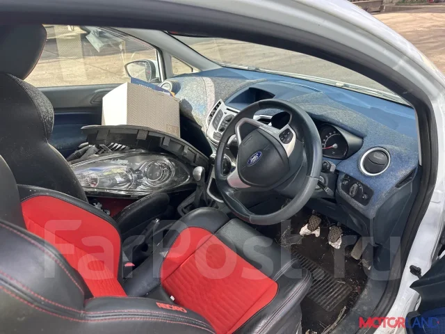 ������� Ford Fiesta 2008-2013 21323773 1732742 ����