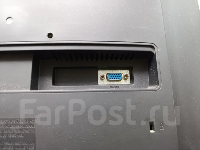 Samsung. 19", ���������� �� (LCD, LED, QLED) ����