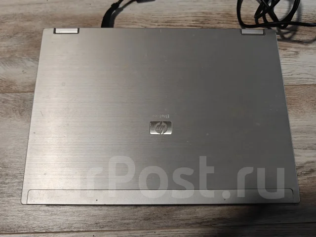 HP Compaq. 14.1", ��� 2048 ��, ���� 250���, WiFi: 1, Bluetooth: 1, ����������� �� 1��. ����
