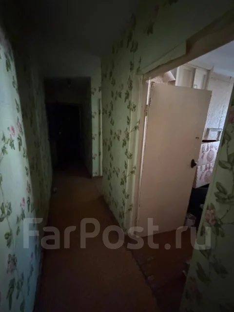 3-���������, ����� ��������� 70. �����, ���������, 56,9���.��., 1/3 ���� ����