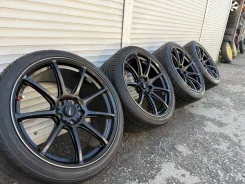 Hot Stuff Cross Speed. 9.5/10.5x19", 5x114.3, ET35/25, �� 73,1���. ����