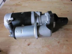 ������� Komatsu Pc200-3 S144 S144 ����