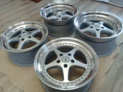 OZ Racing Mito Rosso. 8.5/10.0x18", 5x120, ET15/18, �� 74,1���. ����