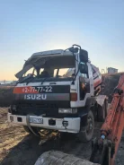 Isuzu Giga ����