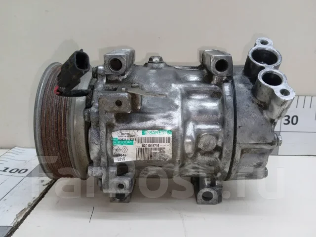 ���������� ������������ Renault Duster 2012 8201018716 8201018716 ����