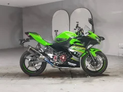 Kawasaki Ninja 400