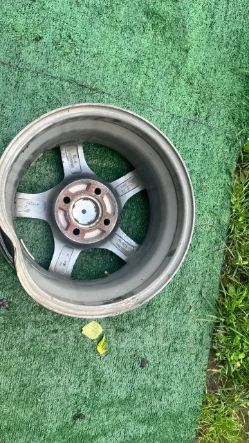 DAI Alloys Okida. 6.0x14", 4x100, ET35 ����