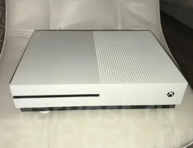 Microsoft Xbox One S ����