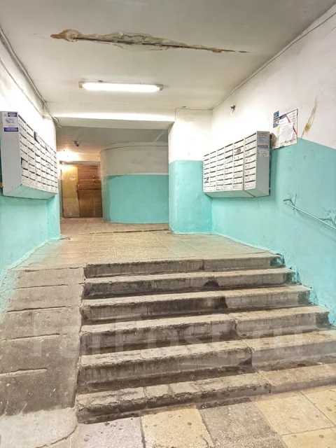 1-���������, ����� ����������� 13. ���������, 34,7���.��., 5/9 ����. ������� ������ ����