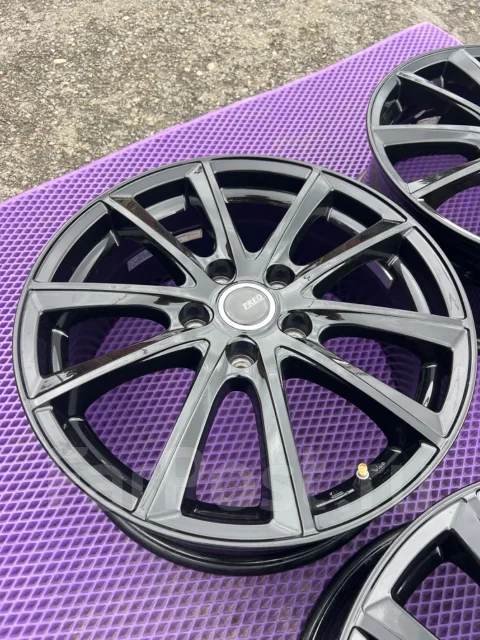 RW Premium. 7.0x17", 5x114.3, ET45 ����