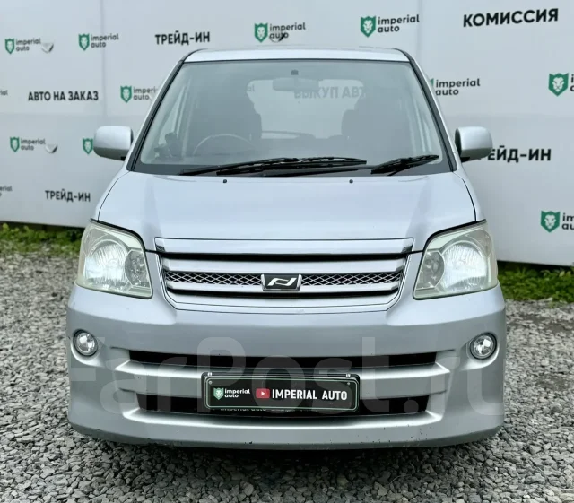 Toyota Noah. �������, 4wd, 2.0 (155��.�.), ������, 227 000����. �� ����
