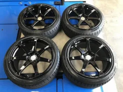 AVS Model F7
