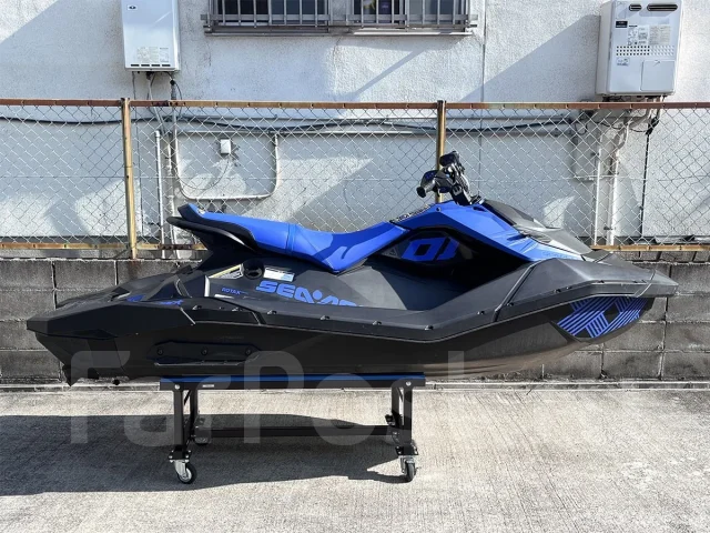 BRP Sea-Doo Spark Trixx. 2022 ���. ��� ����� �� ������������ ����