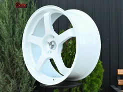 Advan Racing GT. 8.5x19", 5x114.3, ET38, �� 73,1���. ����